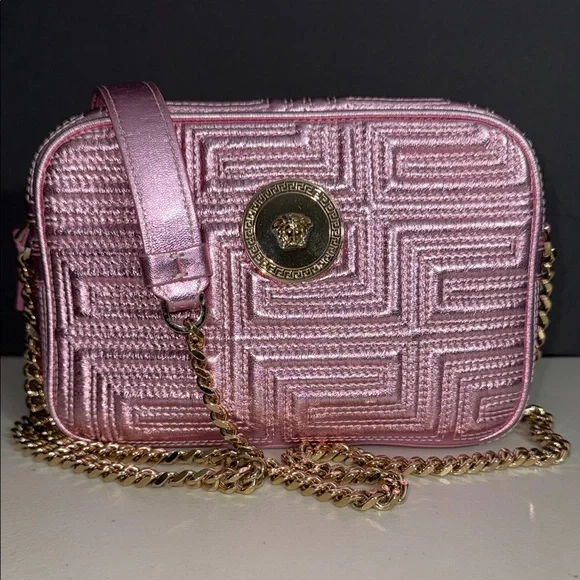 RARE Versace Metallic Pink Crossbody Bag Gold Chain CAMERA purse PERFECT SIZE! - Picture 1 of 17